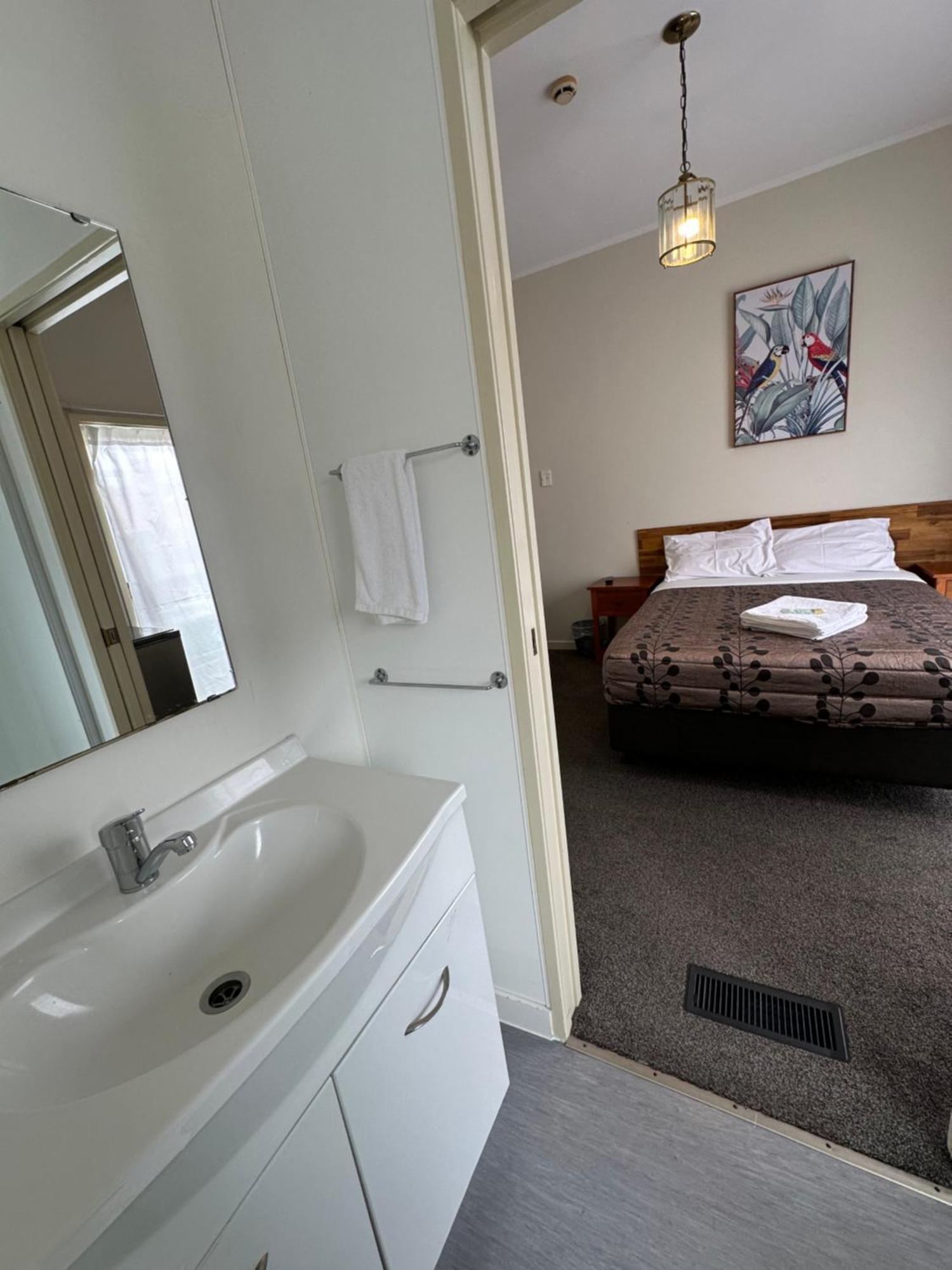 Airport Westney Lodge Оукланд Екстериор снимка